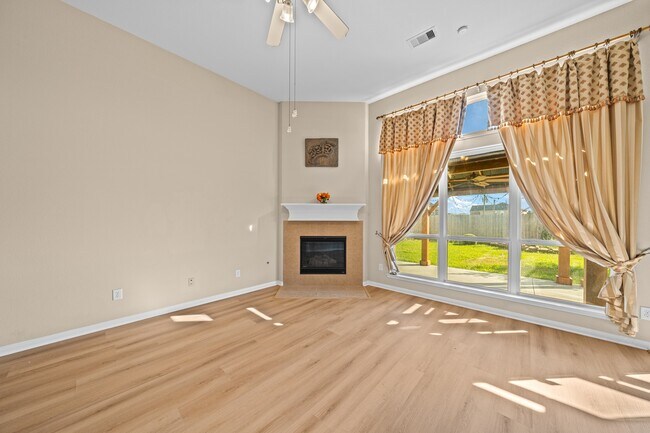 Foto del edificio - 20311 Towering Cypress Dr