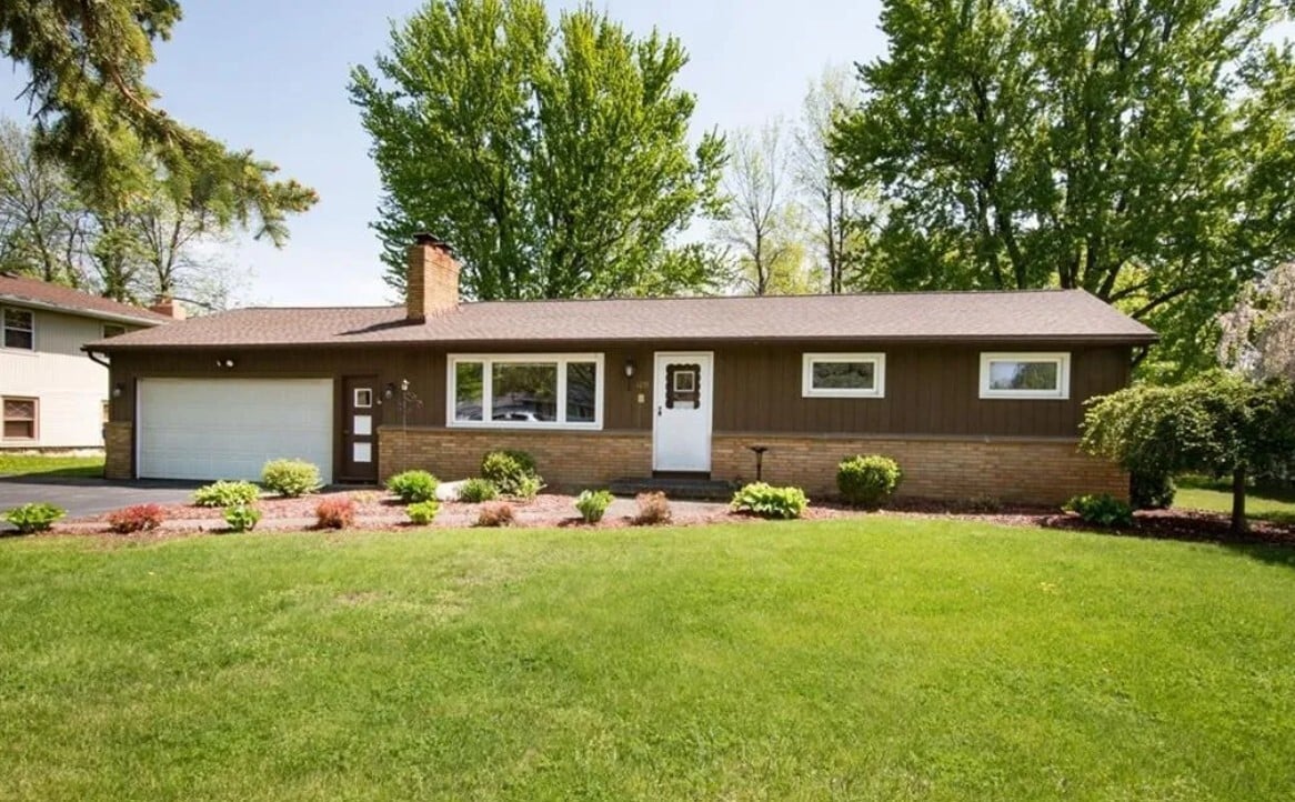 Primary Photo - 1251 Weiland Rd