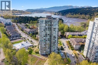 Building Photo - 651 Nootka Way