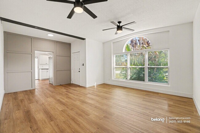 Foto del edificio - 1112 Myrtle Ln