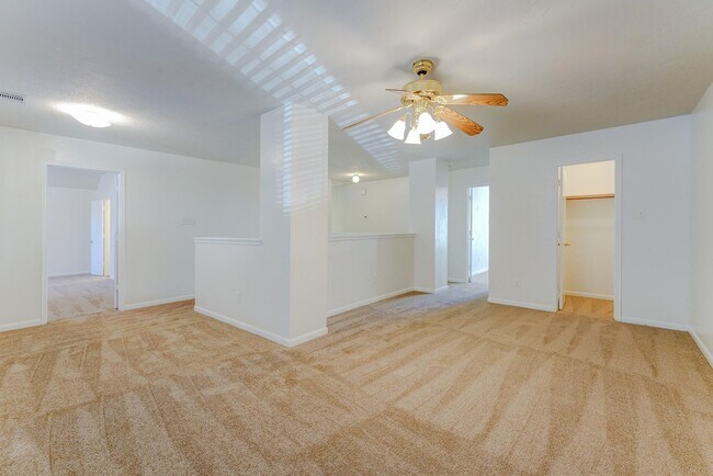 Foto del edificio - 5123 Alderney Ct