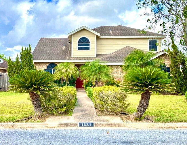 Building Photo - 1551 Briarwyck Dr