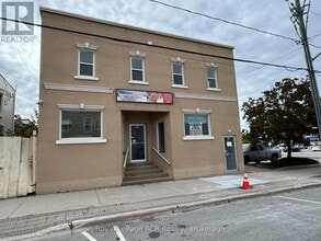 Building Photo - 828 3rd Ave E