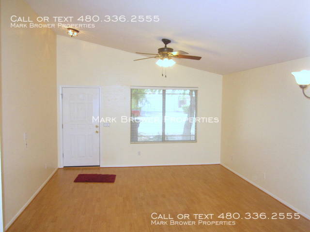 Building Photo - 10956 E Delta Ave