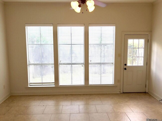 Foto del edificio - 10157 Bonnet Cove Ave