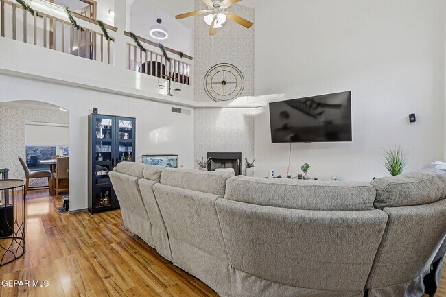 Foto del edificio - 3296 Garden Point Dr