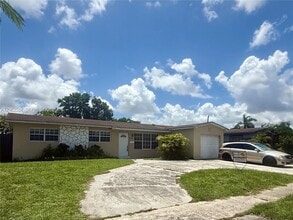 Building Photo - 7710 NW 5th St