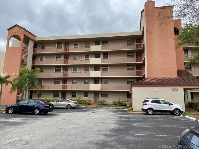 Building Photo - 10255 NW 9th St Cir