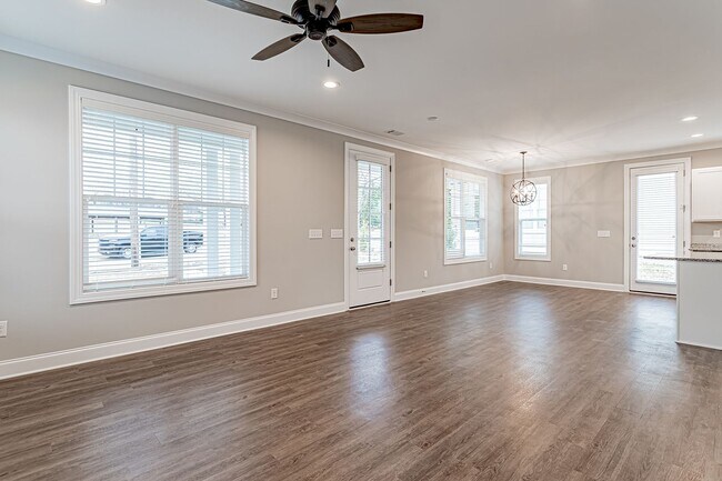 Foto del edificio - Price Improvement! Ranch Home in Popular T...
