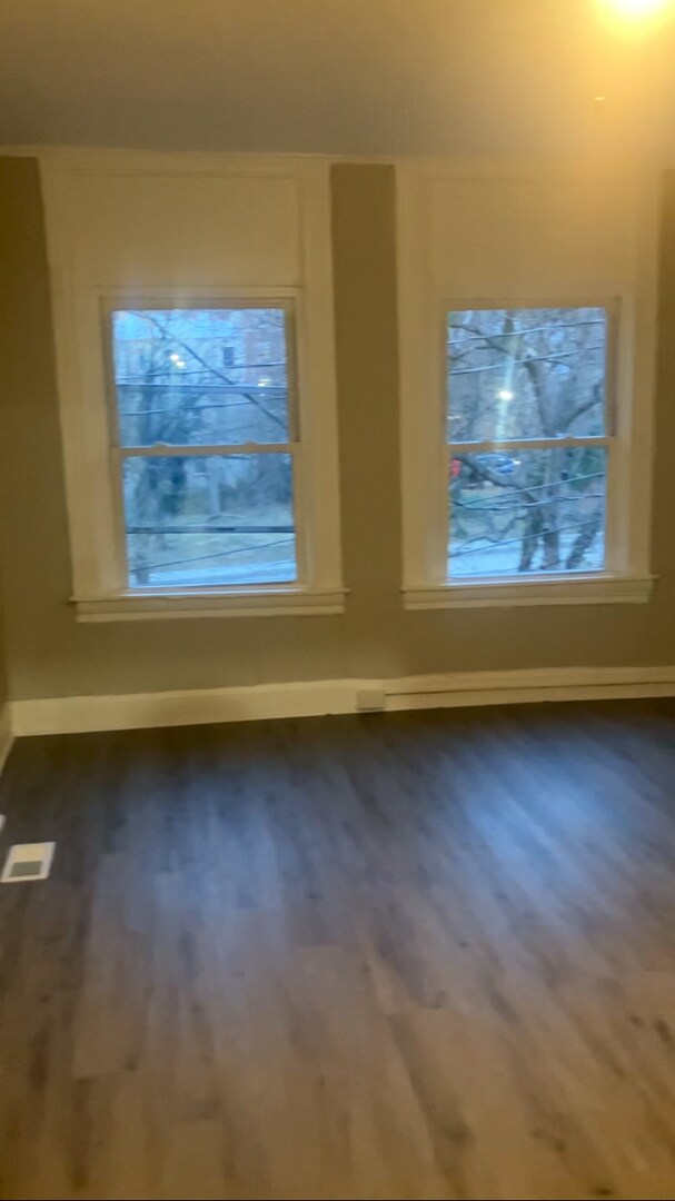 Foto del edificio - Spacious 3-Bedroom Home in a Prime Baltimore Location – Only $1,500/Month!