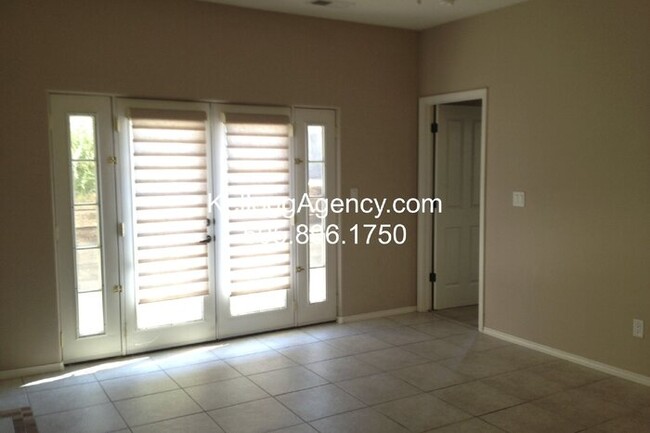 Foto del edificio - Gated Community - 3 BR - Sara's Meadows