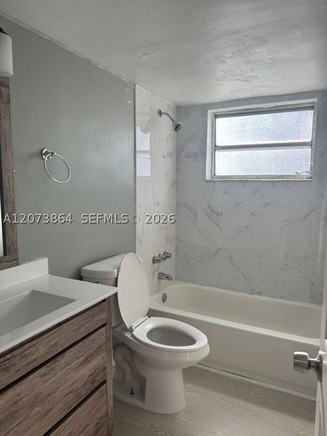 Foto del edificio - 103 W 26th St