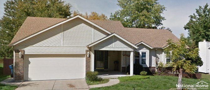 Primary Photo - 1063 Riverwood Place Dr