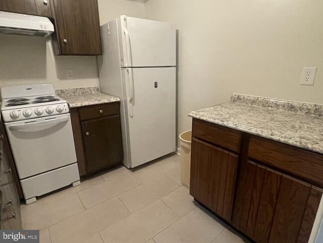 Building Photo - 10257 Arizona Cir