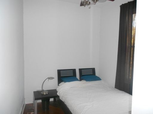 Foto del edificio - 431 Strawberry St