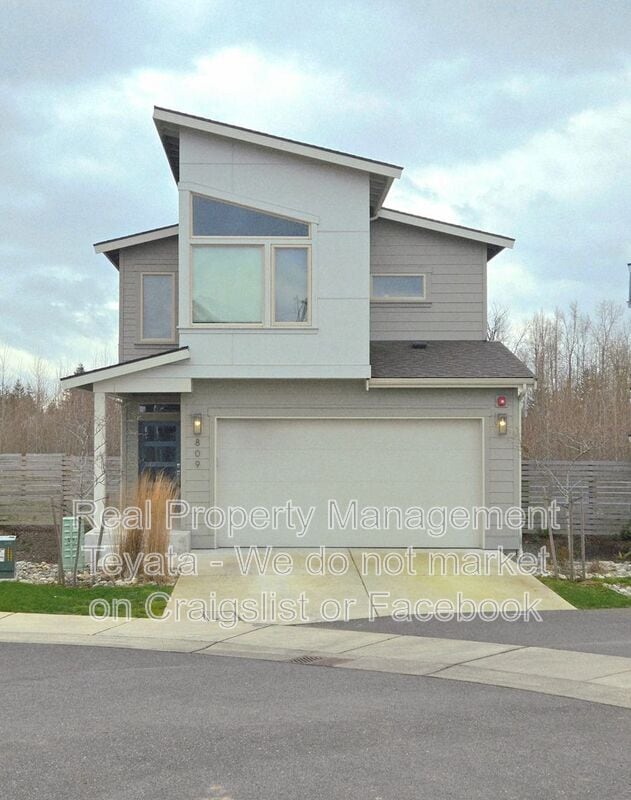 Building Photo - 809 Northview St