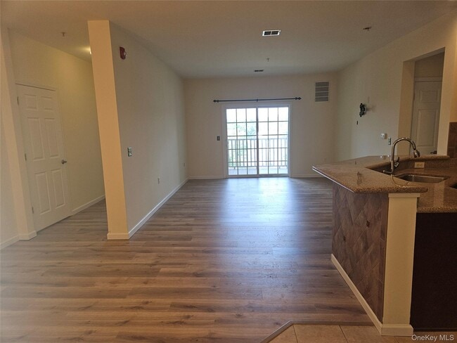 Building Photo - 934 Tower Ridge Cir
