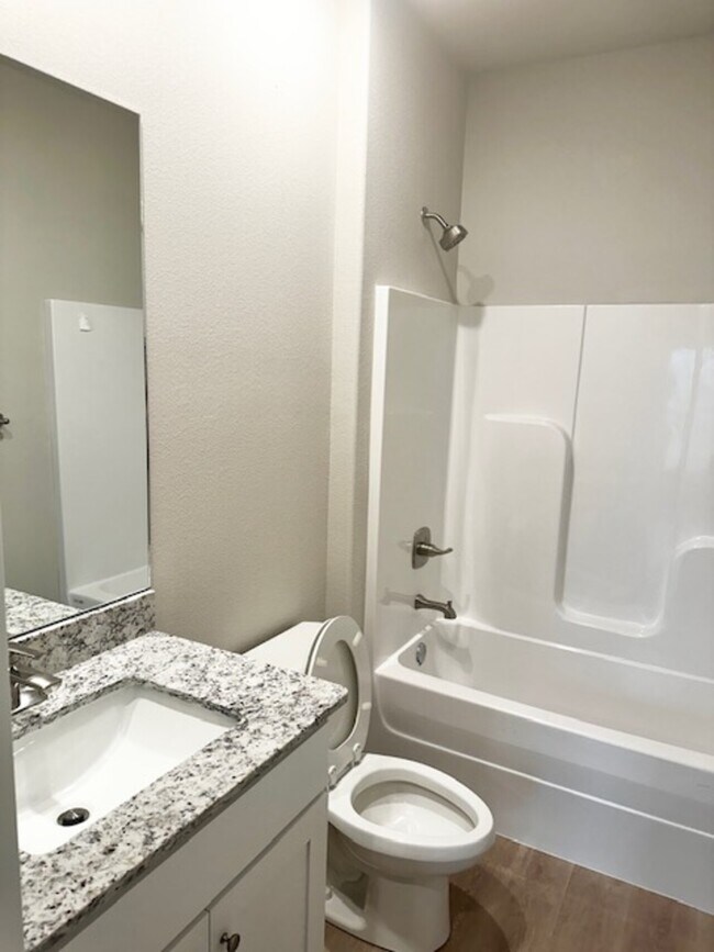 Building Photo - 1505 SW Casuarina
