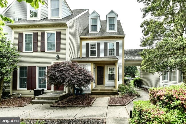 Building Photo - 12856 Mill Brook Ct