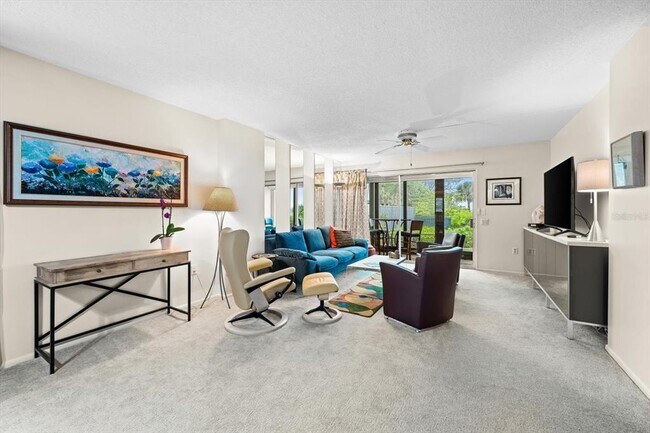 Building Photo - 20 Whispering Sands Dr