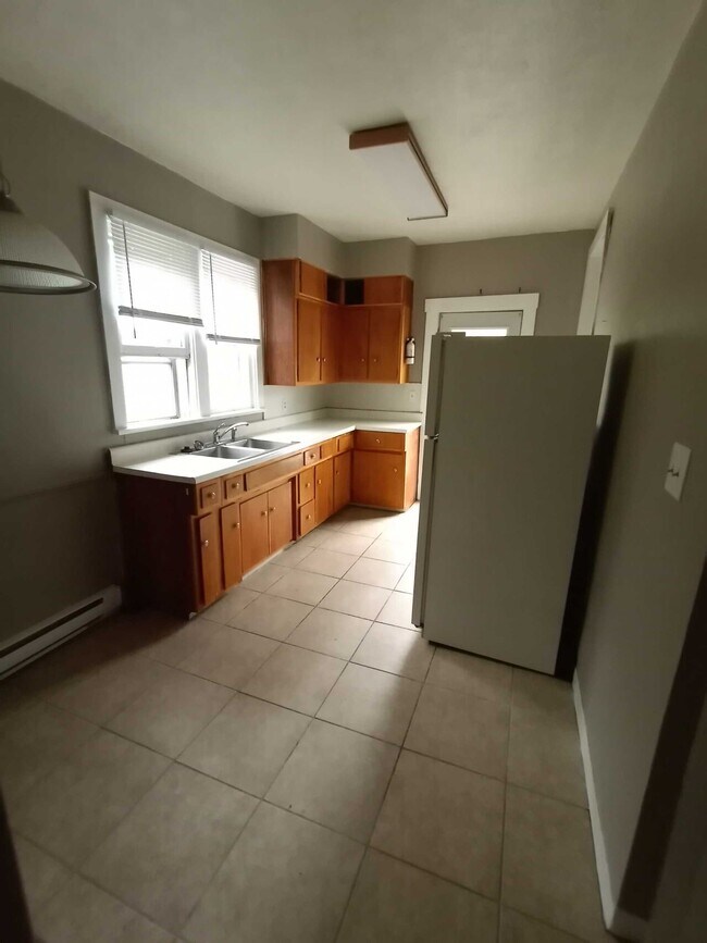 Foto del edificio - 221/223 E 11th St - RE Integrity