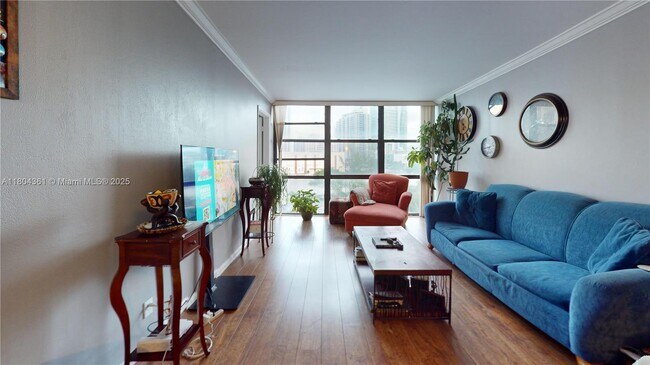 Foto del edificio - 800 Parkview Dr