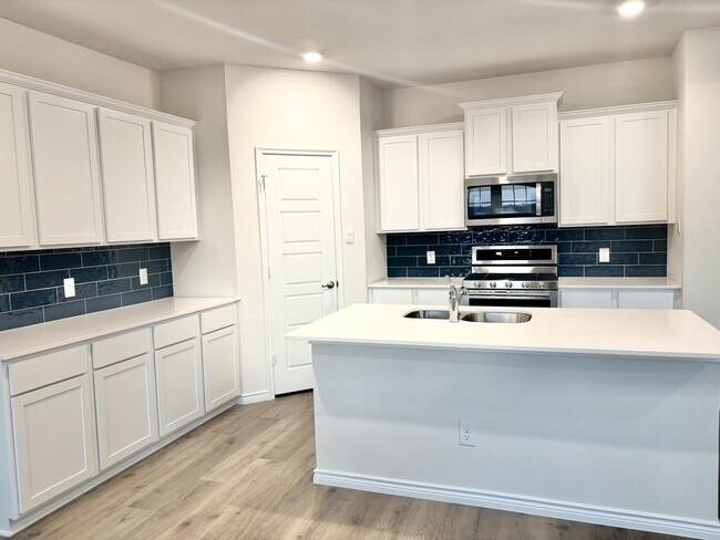 Building Photo - 3829 Caddo Dr