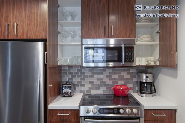 Foto del edificio - 225 S Grand Ave