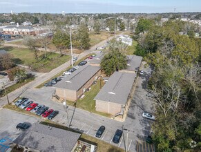 Wooddale Apartments photo'