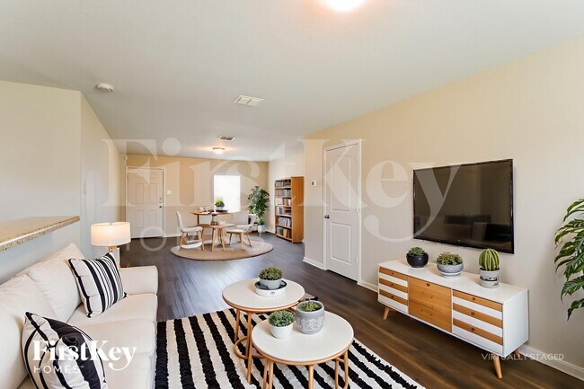 Foto del edificio - 12326 Kirshner Way