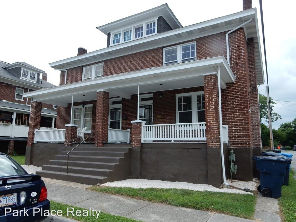813813 4th St SW, Roanoke, VA 24016 Room for Rent in Roanoke, VA