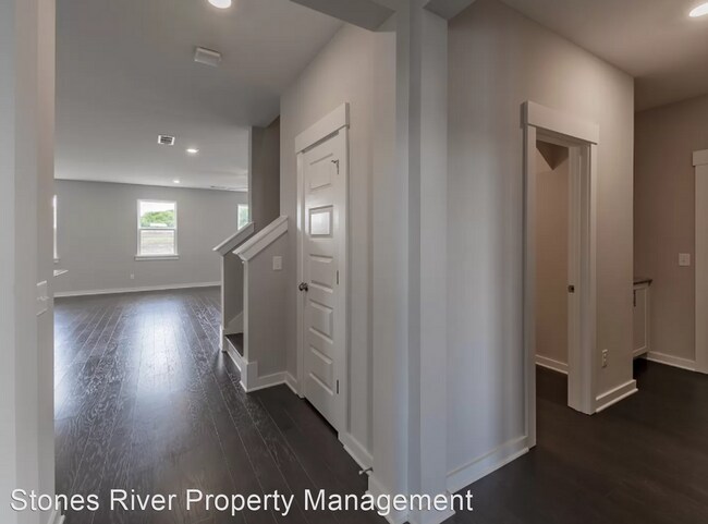Building Photo - 4 br, 3.5 bath House - 932 Orchid Pl.