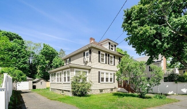 Building Photo - 4 Mystic Rd