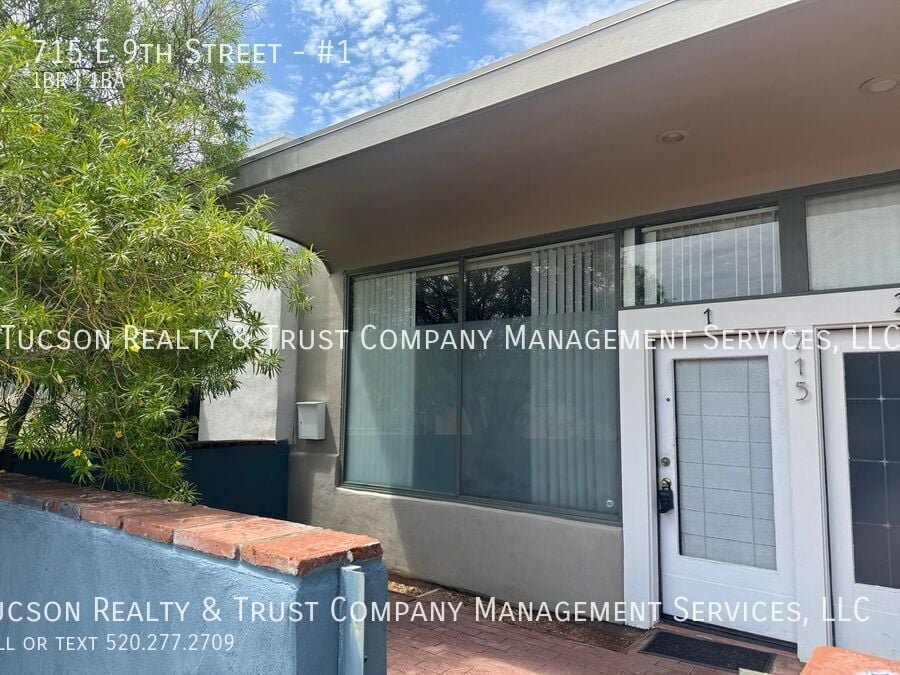 Photo - 715 E 9th Street-#1
