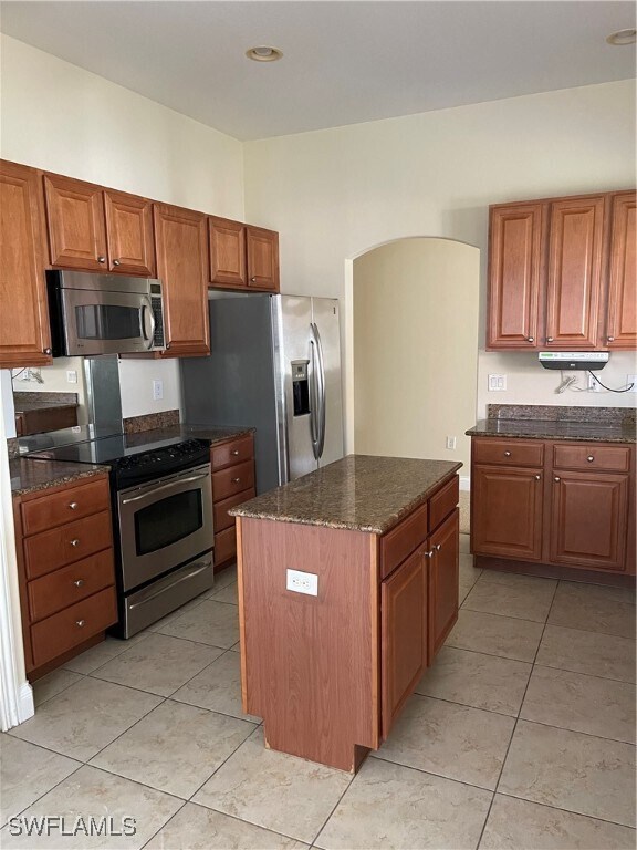 Building Photo - 1299 Verde Dr