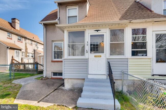 Building Photo - 39 Broadship Rd