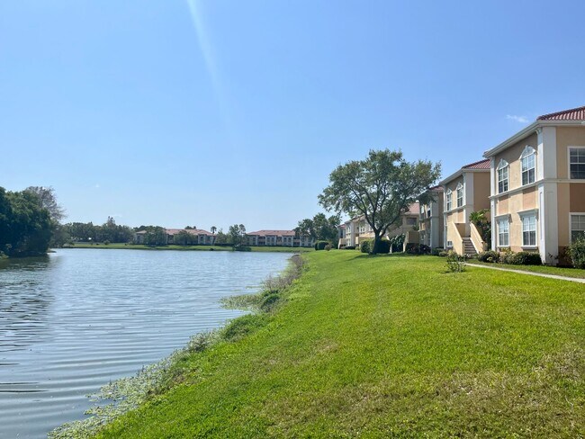 Building Photo - 2/2 with beautiful water view becoming available July 1st for an annual lease