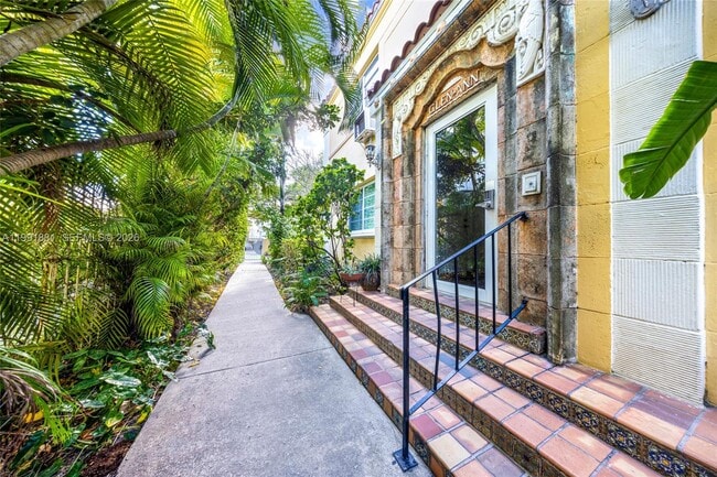 Foto del edificio - 844 Jefferson Ave