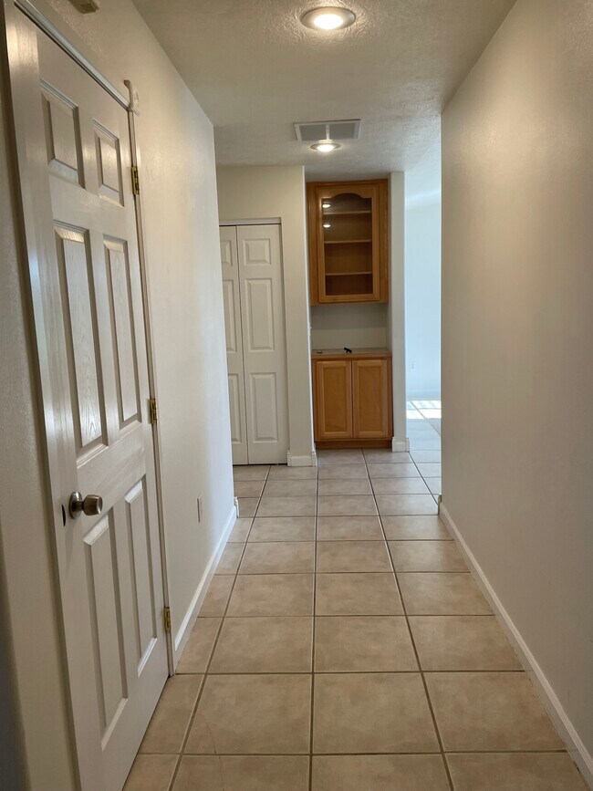 Foto del edificio - 8850 N Pamela St