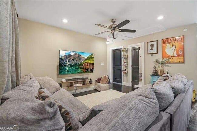 Foto del edificio - 2766 Revere Dr NW