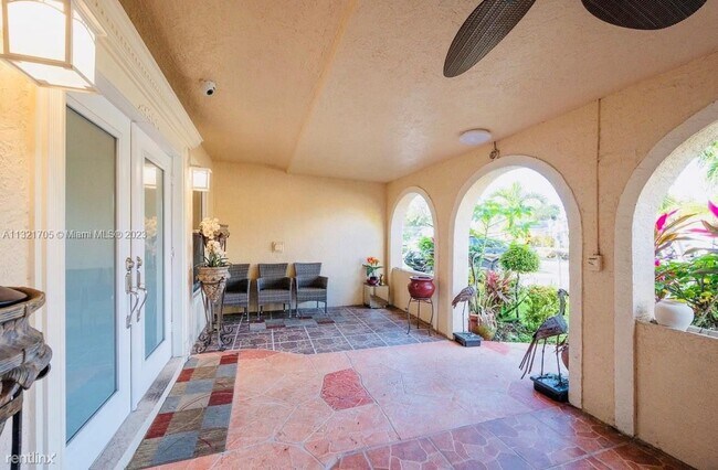 Foto del edificio - 3 br, 2 bath House - 5101 SW 6th Pl