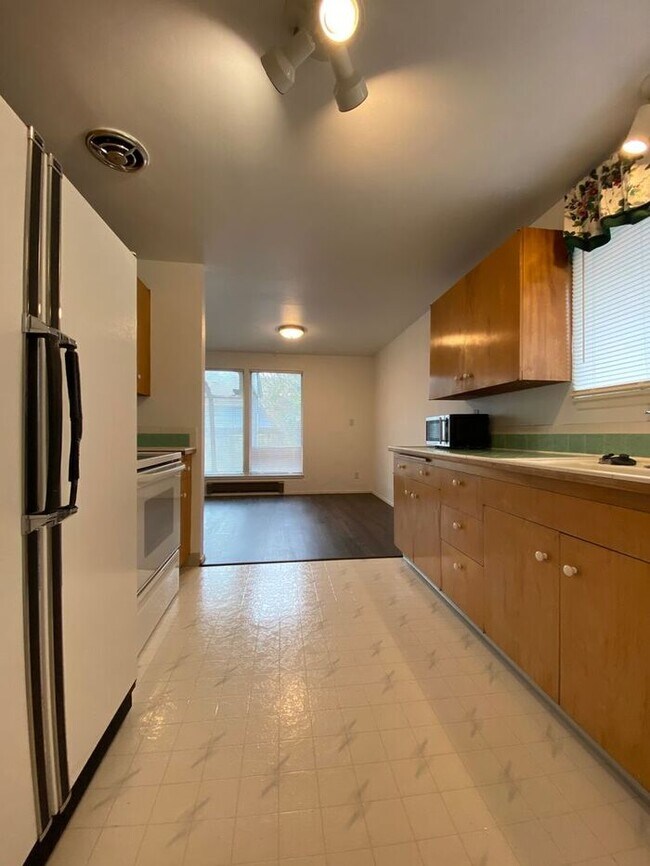 Foto del edificio - Nice 3 Bedroom Rambler in North End Tacoma!