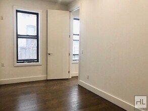 Building Photo - EASTERN PARKWAY / Spacious Crown Heights 1...