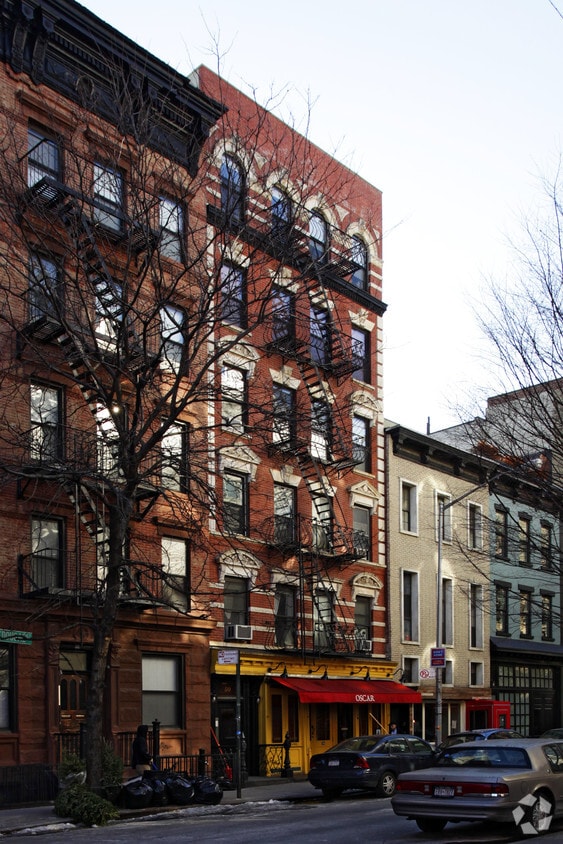 Building Photo - 50 Macdougal St