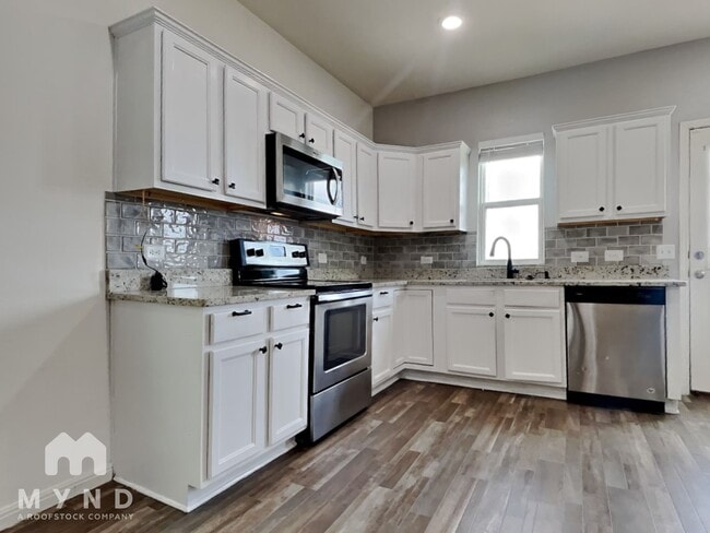 Building Photo - 13709 Sherri Berry Wy