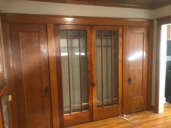 Foto del edificio - Great Downtown 1 Bedroom Apartment