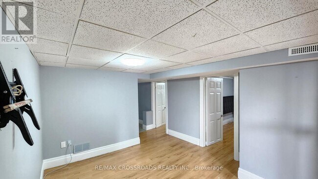 Photo du bâtiment - 2145 Theoden Ct