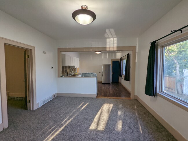 Foto del edificio - 811 18th St N