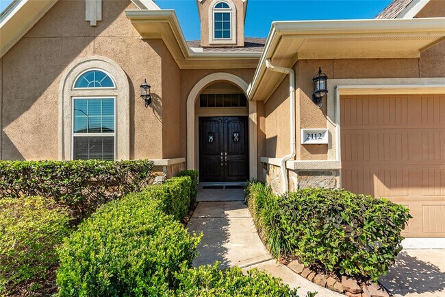 Building Photo - 2112 Nogalas Ln