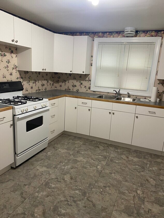 Foto principal - 190 Clover Pl